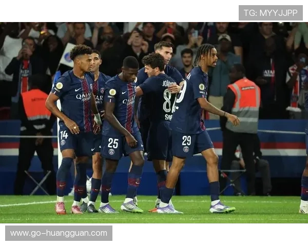 朗斯时隔21年重返法甲榜首，1分优势力压巴黎圣日耳曼